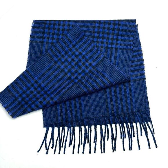 B. Altman & Co Vintage Men's Wool Scarf Blue Black Glen Check West Germany made - Picture 3 of 7